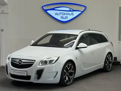 Gebraucht Opel Insignia OPC 325 PS (239 kW) 2013 Weiß Kombi