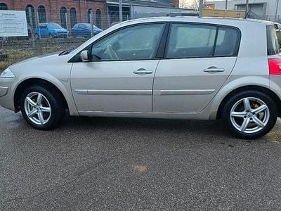 Gebraucht Renault Mégane II 102 PS (75 kW) 2007 Gold Kleinwagen