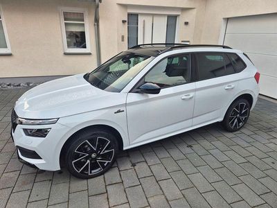 Weiß Gebraucht 2023 Skoda Kamiq Monte Carlo SUV | 26.900 € (Fairer Preis)