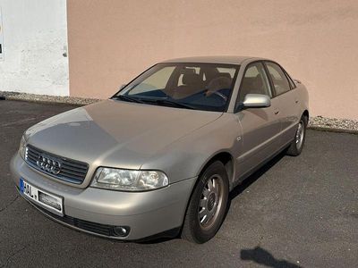 Gebraucht Audi A4 101 PS (74 kW) 2000 Silber Limousine