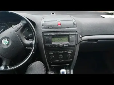 Gebraucht Skoda Octavia 115 PS (84 kW) 2026 Schwarz Kombi