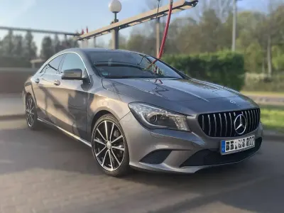 Gebraucht Mercedes CLA180 Urban 122 PS (89 kW) 2013 Grau Coupé