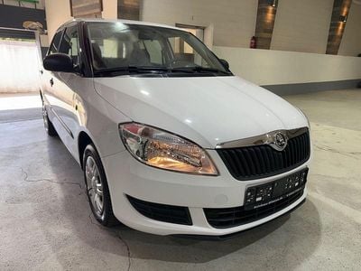 Gebraucht Skoda Fabia Cool Edition 60 PS (44 kW) 2013 Weiß Kleinwagen