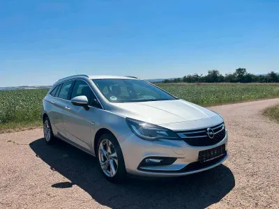 Gebraucht Opel Astra 110 PS (80 kW) 2017 Silber Kombi
