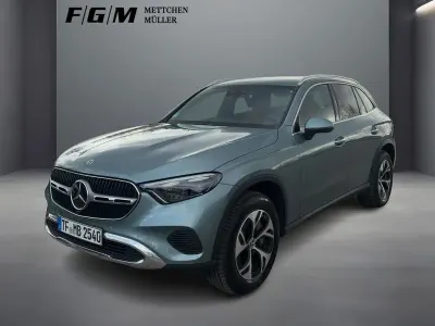 Używany Mercedes GLC300e Avantgarde 333 KM (244 kW) 2025 Zielony SUV
