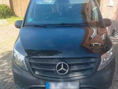 Gebraucht Mercedes Vito 190 PS (139 kW) 2016 Schwarz Van