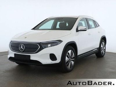 Weiß Gebraucht 2023 Mercedes EQA250 Advanced SUV | 28.745 € (Guter Preis)