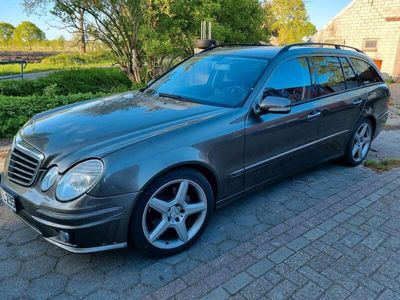 Mercedes E320