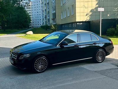 Schwarz Gebraucht 2018 Mercedes E200 Limousine | 24.990 €