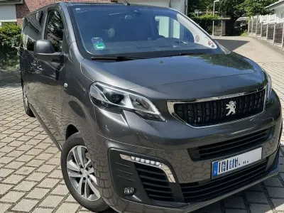 Gebraucht Peugeot Traveller Business-Line 177 PS (130 kW) 2020 Grau Van / Kleinbus