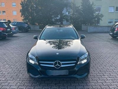 Schwarz Gebraucht 2016 Mercedes C220 Kombi | 17.499 € (Fairer Preis)