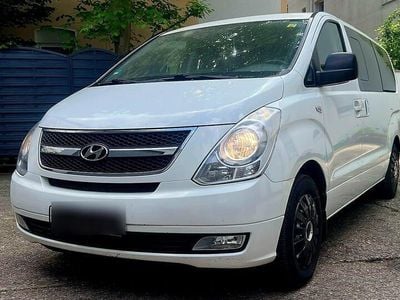 Hyundai H-1