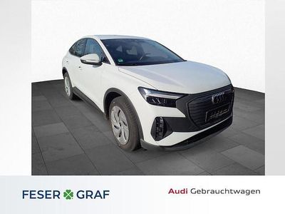 Gebraucht Audi Q4 Sportback e-tron Comfort 125 kW (170 PS) 2023 Gletscherweiß metallic SUV