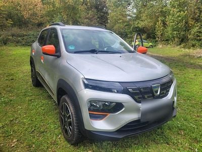 Gebraucht Dacia Spring Comfort Plus 33 kW (45 PS) 2021 Silber Kleinwagen