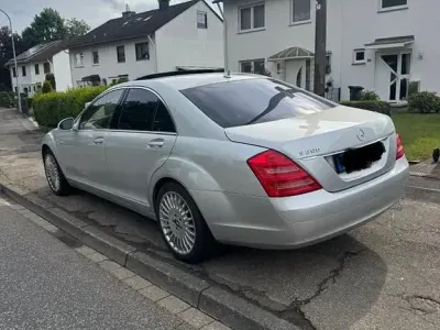 Gebraucht Mercedes S500 387 PS (284 kW) 2008 Grau Limousine