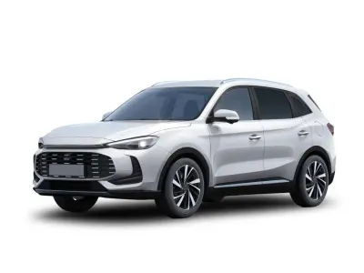 Neu MG ZS Luxury 197 PS (144 kW) 2025 Dover white Limousine