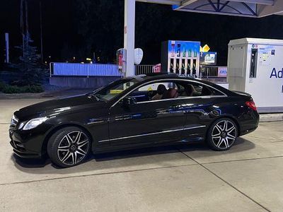 Schwarz Gebraucht 2013 Mercedes E200 Elegance Coupé | 17.000 €