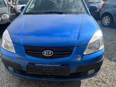 gebraucht Kia Rio mit Klima