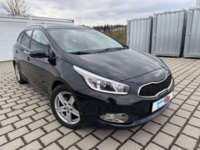 Gebraucht Kia Ceed Sportswagon 128 PS (94 kW) 2014 Black pearl Kombi