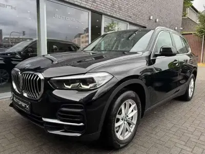 Gebraucht BMW X5 Performance 286 PS (210 kW) 2022 Schwarz SUV