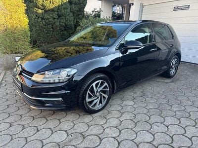 Gebraucht VW Golf VII 125 PS (91 kW) 2018 Deep black Limousine