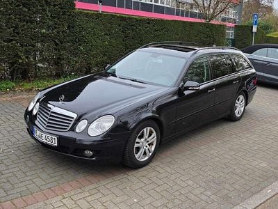 Gebraucht Mercedes E220 Elegance 170 PS (125 kW) 2007 Schwarz Kombi