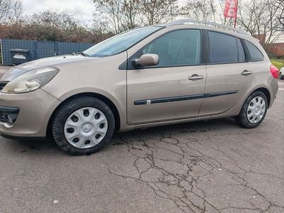 Gebraucht Renault Clio II Dynamique 101 PS (74 kW) 2008 Beige Limousine
