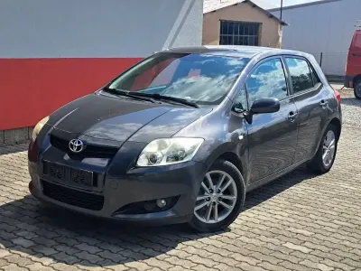 Gebraucht Toyota Auris Luna 124 PS (91 kW) 2008 Grau Kleinwagen