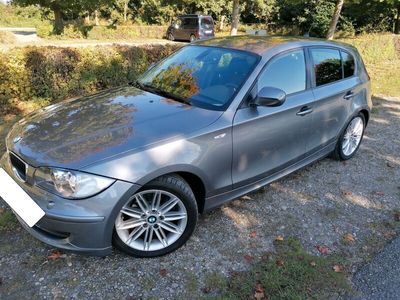 gebraucht BMW 118 i - Sport, Navi,DAB+,Hifi, FSE, Bi-Xenon, uva