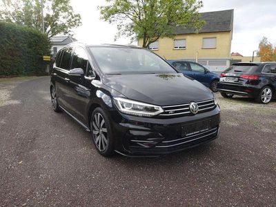 Schwarz Gebraucht 2017 VW Touran Highline Van / Kleinbus | 15.999 € (Fairer Preis)