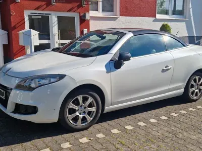 Gebraucht Renault Mégane Cabriolet 140 PS (102 kW) 2012 Weiß Cabrio