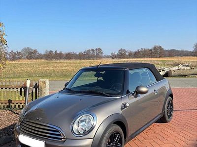 Gebraucht Mini Cooper Cabriolet 122 PS (89 kW) 2012 Grau Cabrio