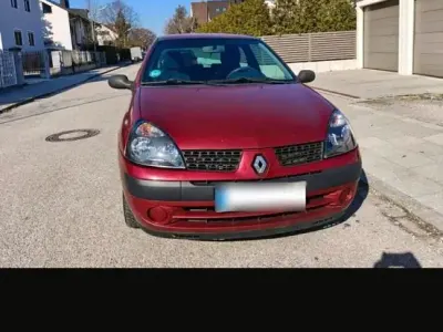 Brugt Renault Clio II 75 HK (55 kW) 2003 Rød Hatchback