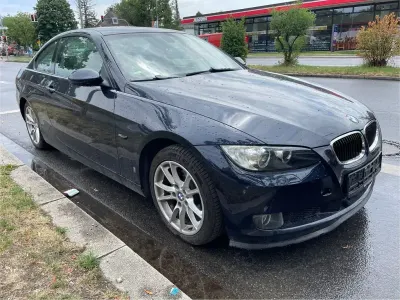 Gebraucht BMW 320 Sport Line 170 PS (125 kW) 2007 Blau Coupé