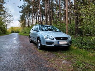 gebraucht Ford Focus Turnier 1.6 Kombi