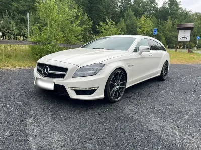 Gebraucht Mercedes CLS63 AMG Shooting Brake AMG 525 PS (386 kW) 2012 Weiß Kombi