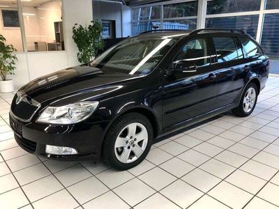 gebraucht Skoda Octavia Combi*XENON*SITZHEIZUNG*AUTOMATIK*LEDER