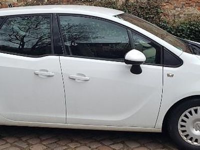 Gebraucht Opel Meriva 120 PS (88 kW) 2013 Weiß Van / Kleinbus