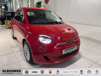 Rot Neu 2025 Fiat 500e Red Kleinwagen | 29.490 €