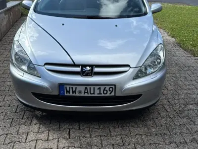 Gebraucht Peugeot 307 CC 110 PS (80 kW) 2005 Silber Cabrio