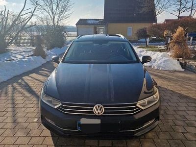 Schwarz Gebraucht 2015 VW Passat Trendline Kombi | 12.000 € (Guter Preis)