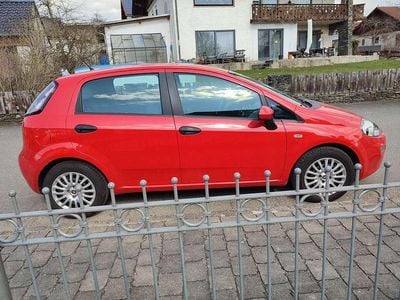 Gebraucht Fiat Punto 105 PS (77 kW) 2014 Rot Kleinwagen