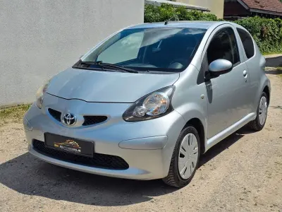 Gebraucht Toyota Aygo Cool 68 PS (50 kW) 2008 Grau Kleinwagen