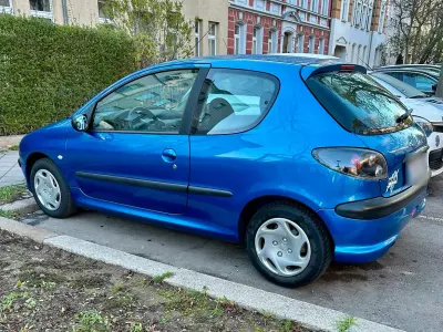 Gebraucht Peugeot 206 75 PS (55 kW) 2002 Blau Coupé