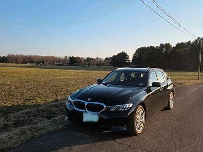 Gebraucht BMW 320 Advantage 184 PS (135 kW) 2021 Schwarz Kombi