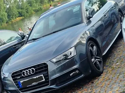 Gebraucht Audi A5 Sportback Sport 190 PS (139 kW) 2016 Grau Kleinwagen
