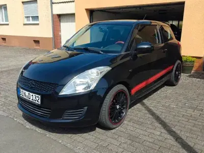 Gebraucht Suzuki Swift 94 PS (69 kW) 2011 Schwarz Kleinwagen