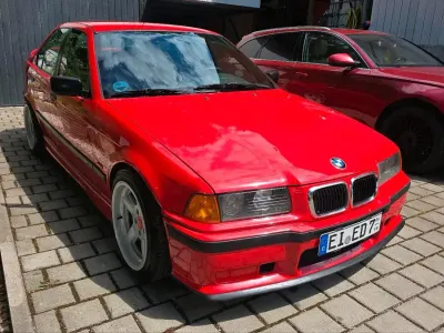 Gebraucht BMW 320 150 PS (110 kW) 1997 Rot Limousine