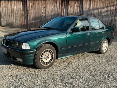 Gebraucht BMW 316 100 PS (73 kW) 1992 Grün Limousine