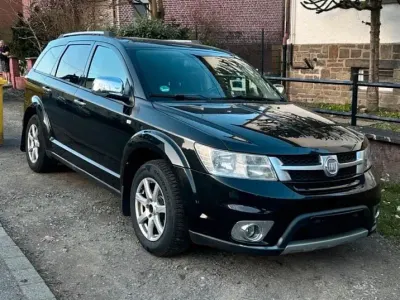 Usata Fiat Freemont 170 CV (125 kW) 2012 Nero SUV